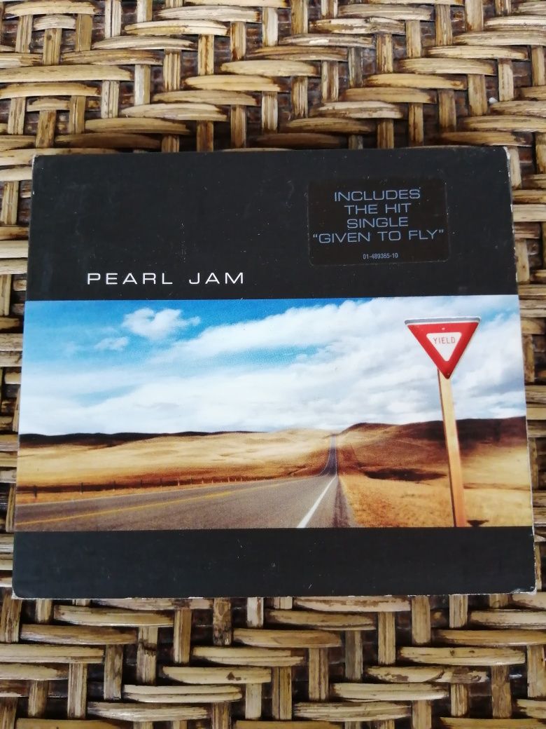 CD Yield, Pearl Jam