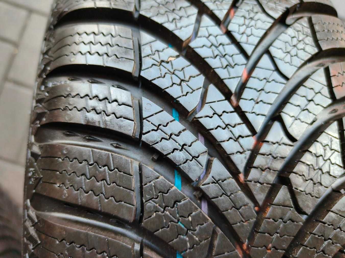 195/65 91T R15 SEMPERIT Speed-Grip5 8mm 2024r j.NOWE Zimowe Opony 4szt
