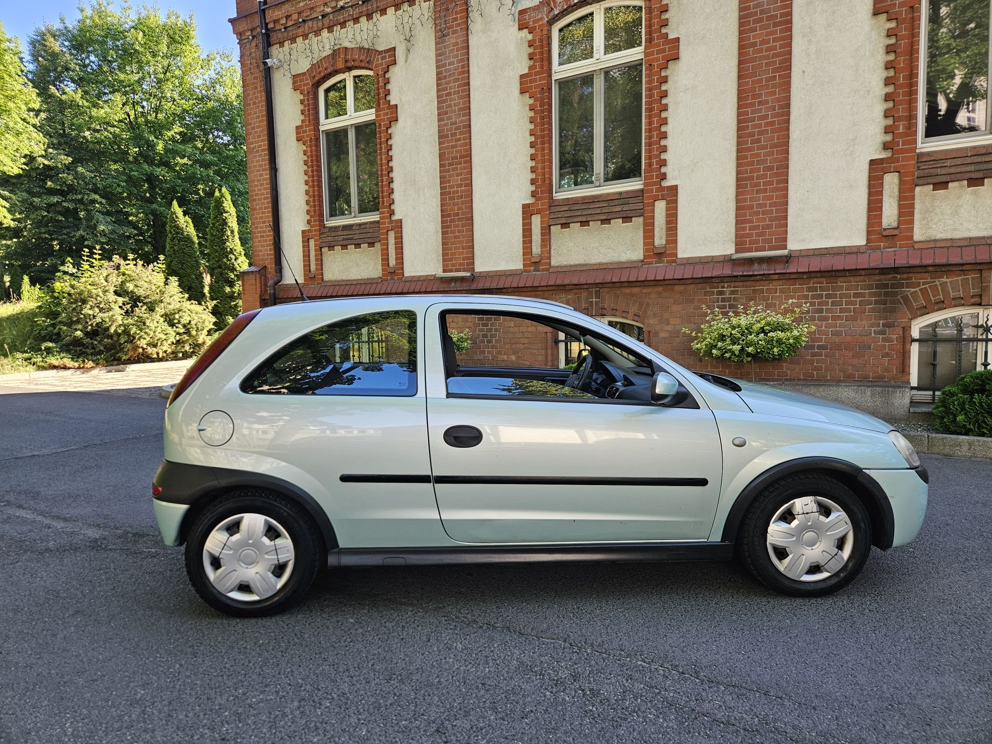 Opel Corsa C 2002r 1.2benzyna Długie Opłaty!!!