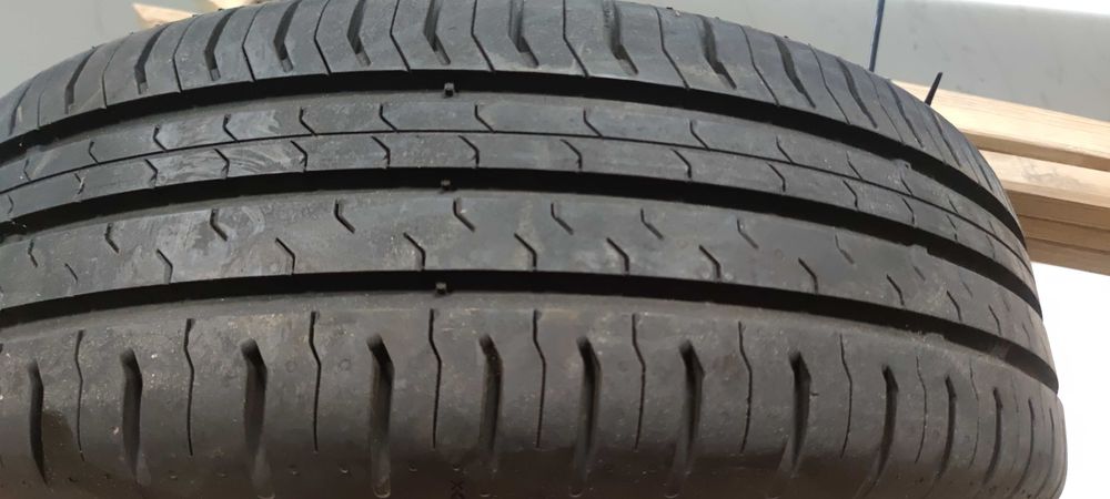 Vendo pneu Novo Continental ContiEcoContact 195/65 R15 H XL