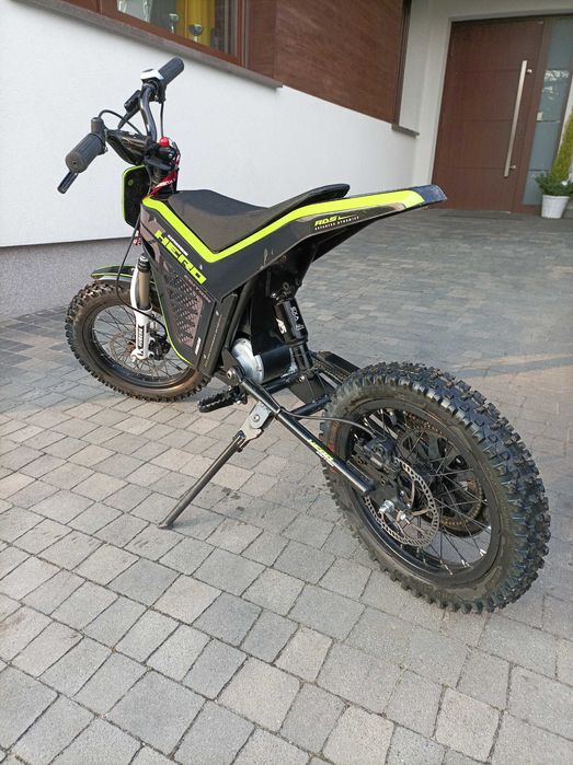 Kuberg Cross hero - elektryczny, europejski super motorek dla dzieci