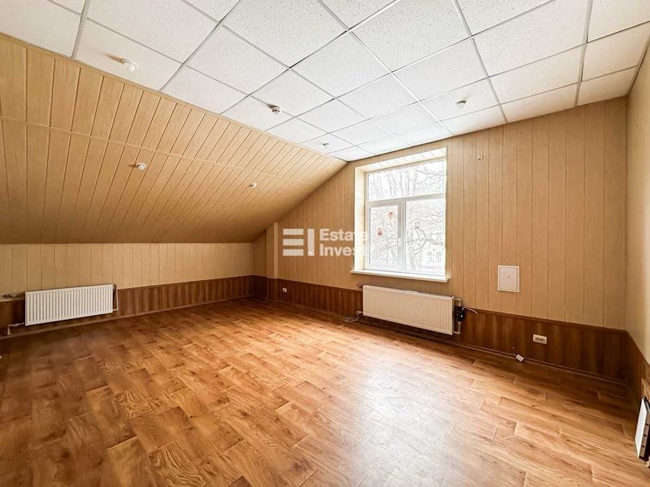 Продам ОСЗ в приближенном к центру районе, по адресу: ул.Малиновского.