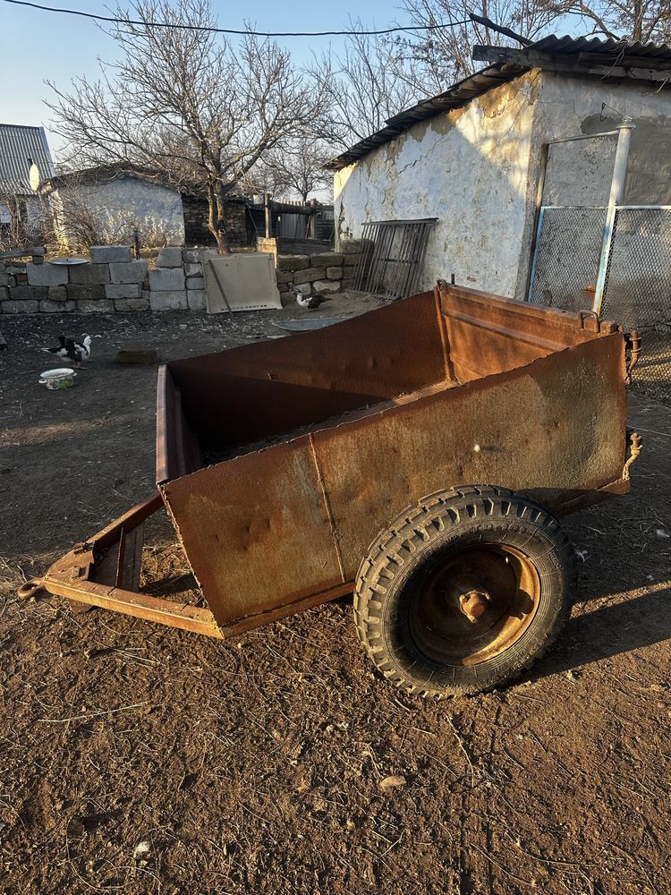 Причеп тракторний одноосний