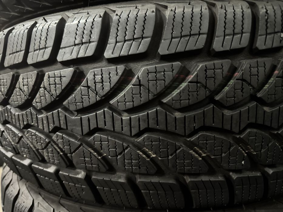 шини б.у зима 195/65 R15 Bridgestone Blizzak LM-32 склад резини