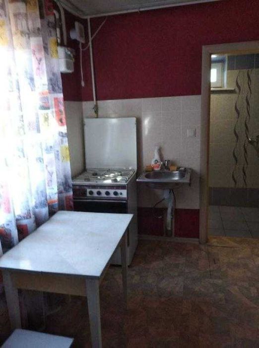 Продам двокімнатну квартиру на Баварії