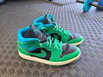 Sprzedam buty Nike Jordan, piekny zielony kolor