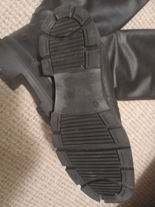 Зимові жіночі кожані чоботи європєйка  39розміру