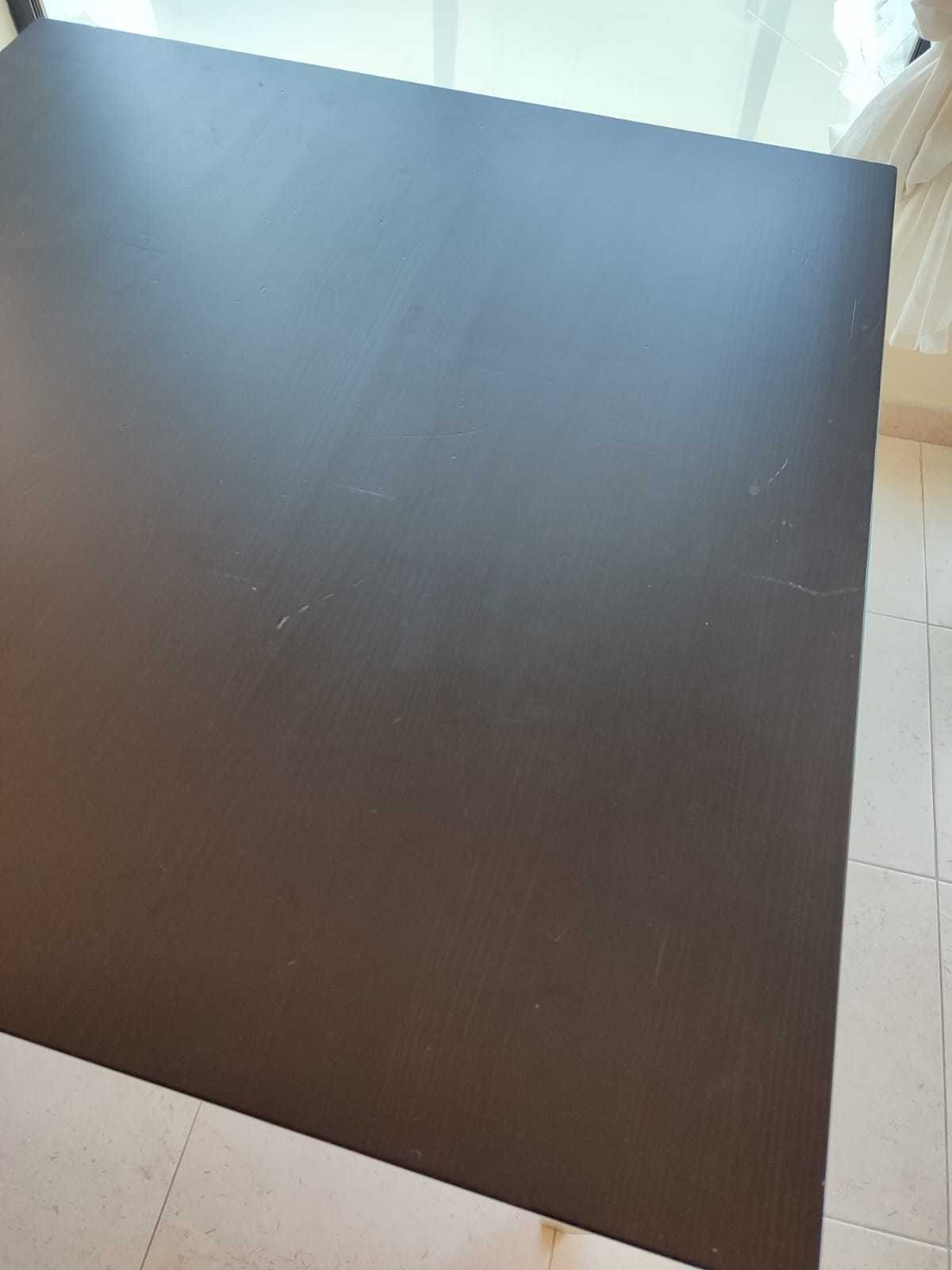 Secretaria e cadeira