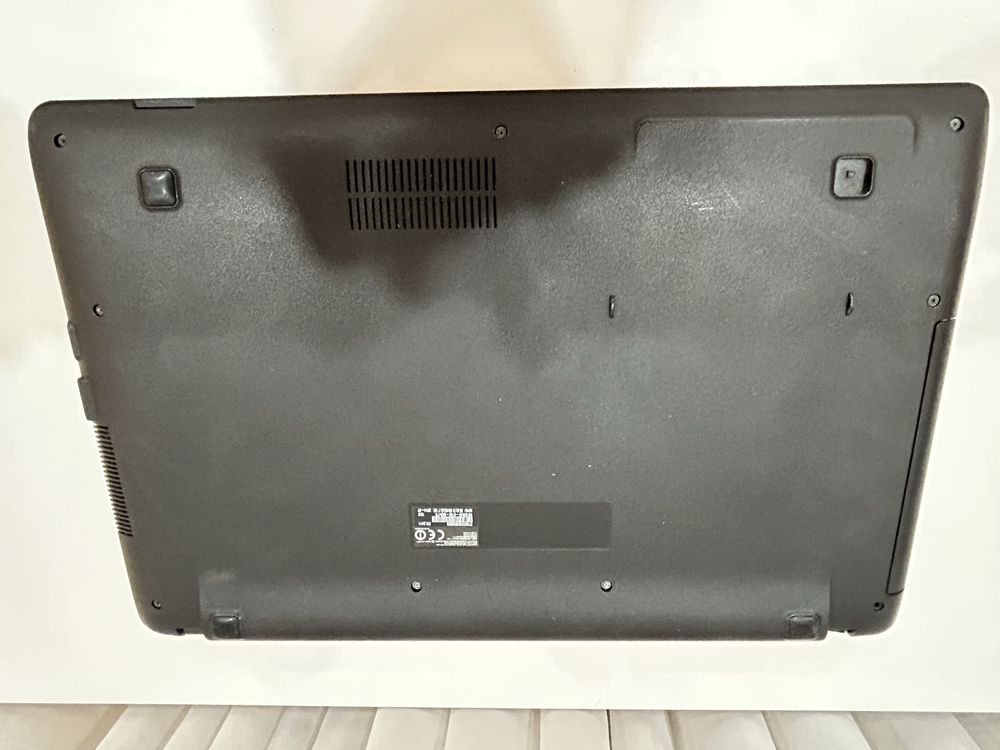 Ноутбук ASUS R512М