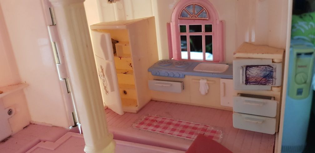 Дом для кукол Будинок для лялек