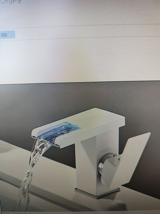 Świecąca bateria biala mosiądz