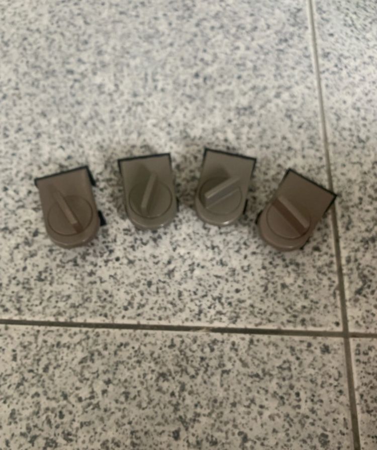 Fechos universais de seguranca para janelas e portas
