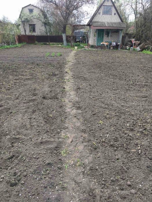 Продам Дачу в Киенке 452кв.м приватизирована Бетонка