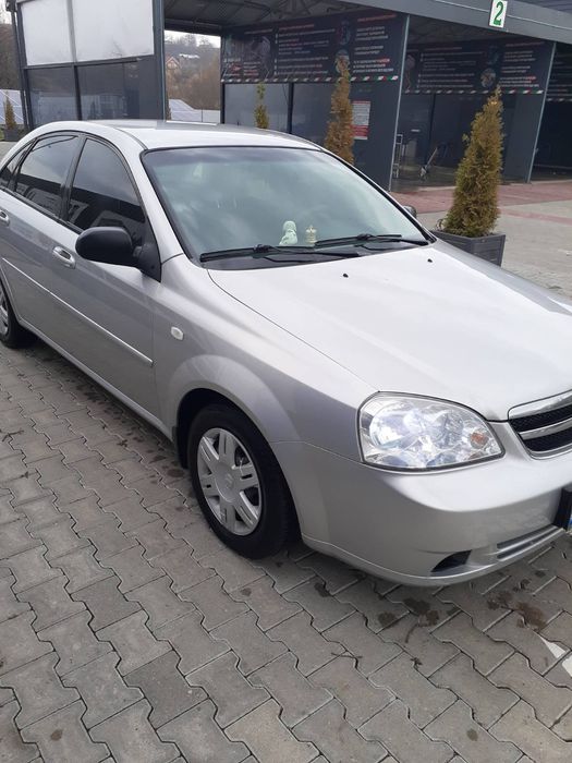 Шевроле лачетті  автомобіль 2007  рік