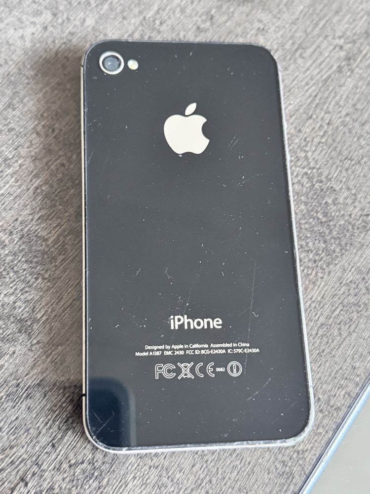 Смартфон Apple Iphone 4s