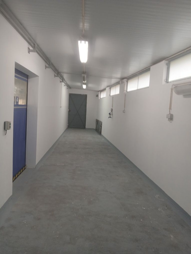 Fabuloso Armazém em cabanas de Palmela com 500 m2 junto à  coca cola