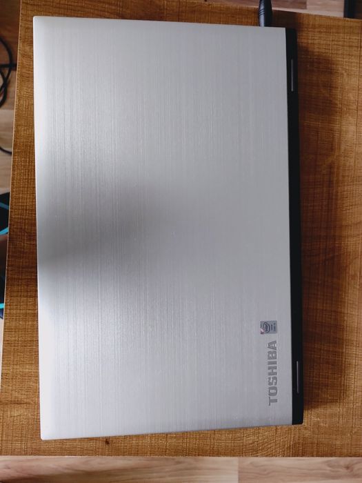 Laptop Toshiba Satelite P55W