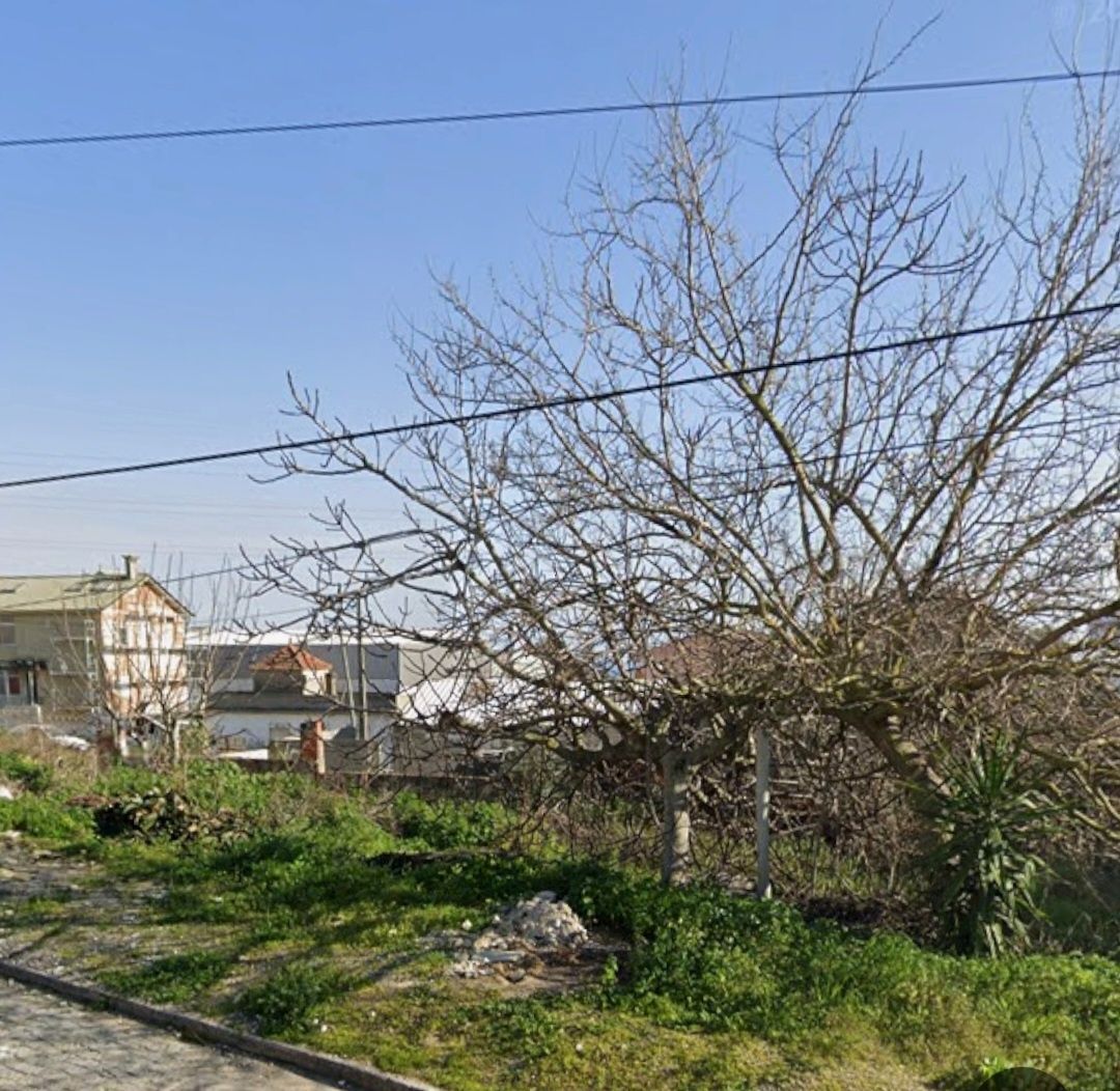 Terreno Gaveto para 2 moradias, Rua Catarina Eufémia,  Sta Iria Azóia
