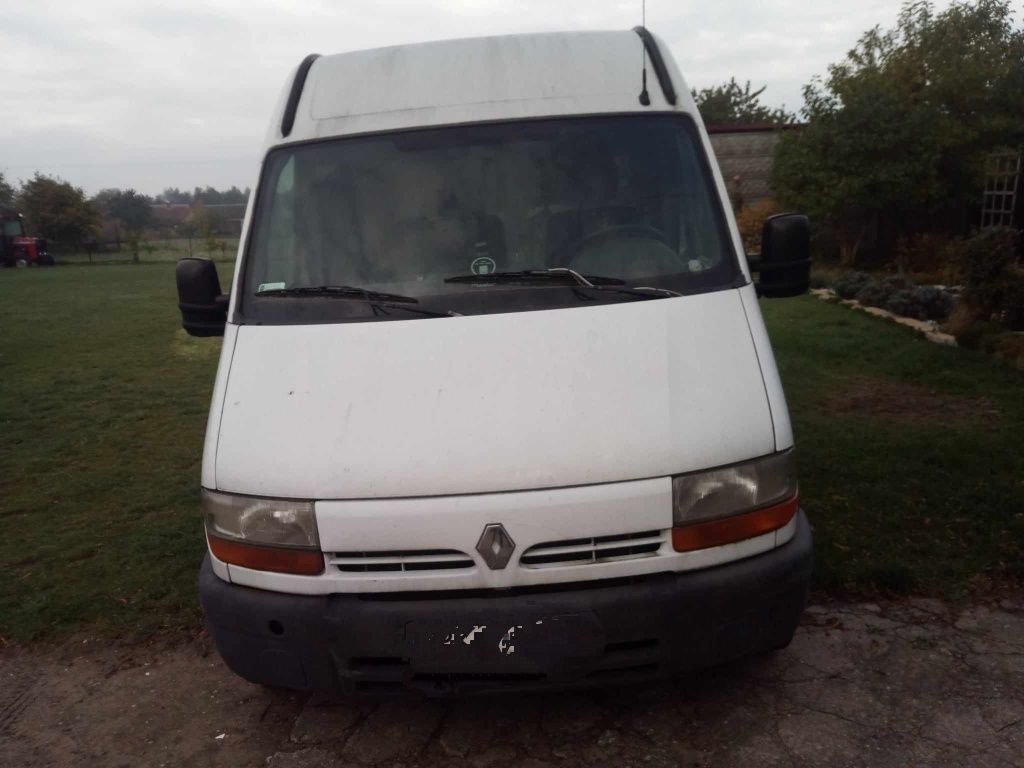 Sprzedam Renault Master 2,2dCi na części