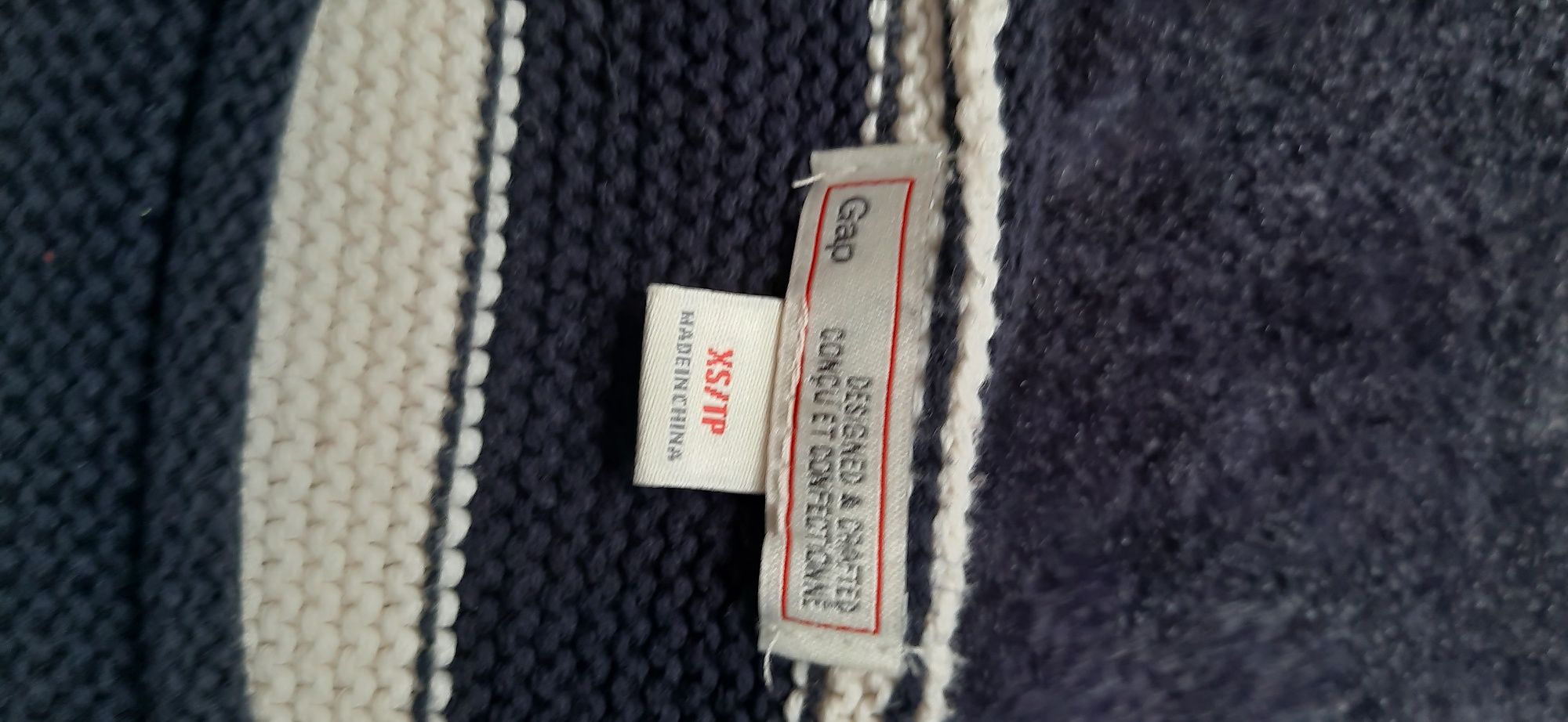 Swetr Gap rozm. XS