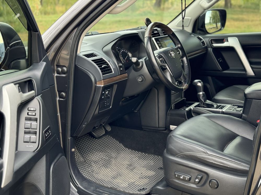 Toyota Land Cruiser Prado 150, максимальна комплектація