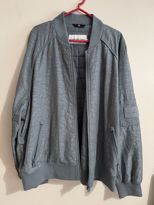 Casaco Calvin Klein L original