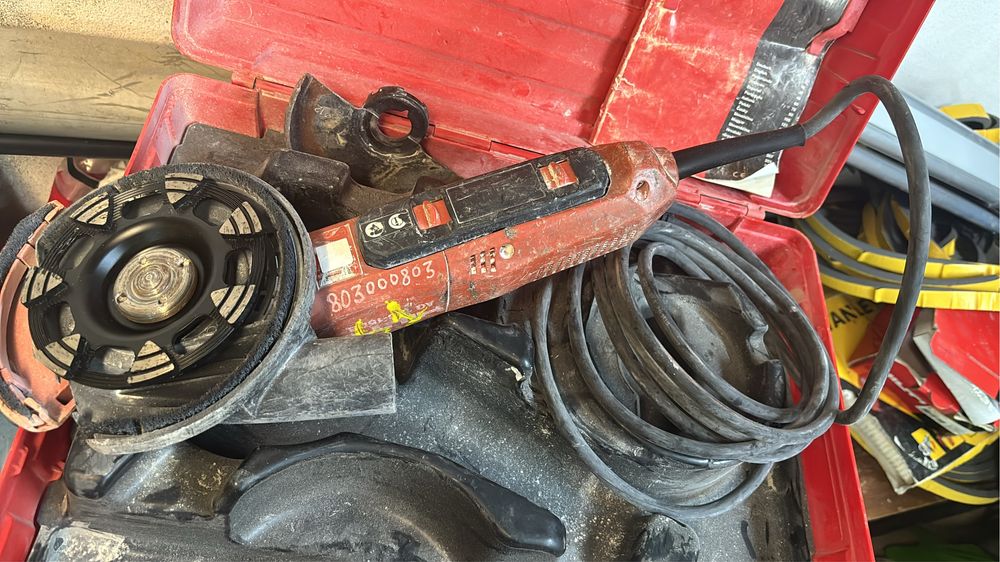 Vendo máquina hilti