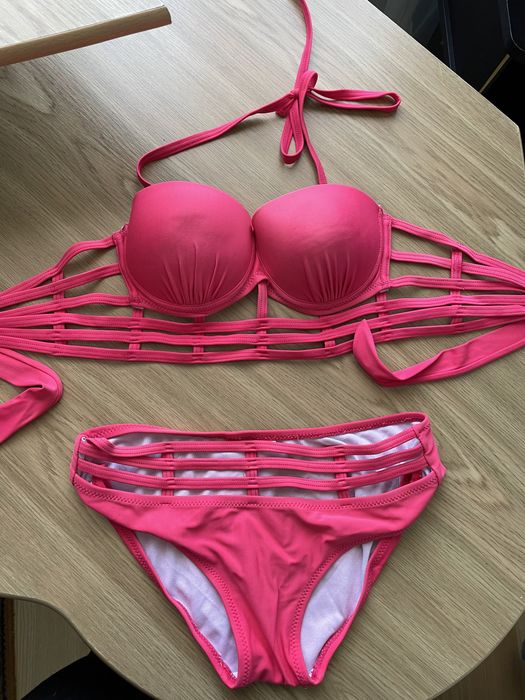 Купальник класного кольору, 36 розмір