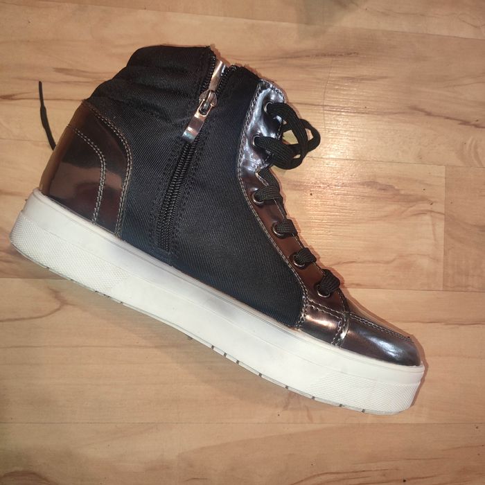 Butki dziewczęce rozmiar 39