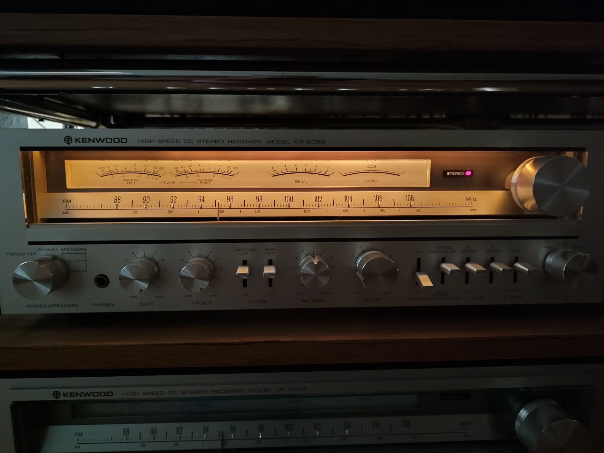 Kenwood KR-6050 amplituner