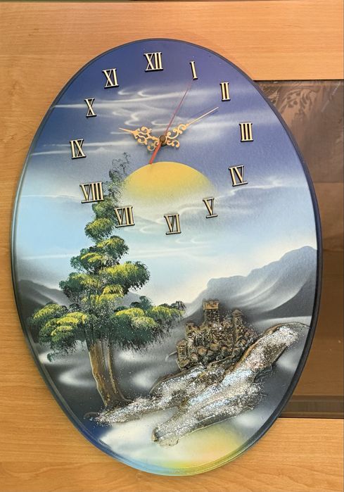 Sprzedam zegar na sciane wys.50szer35