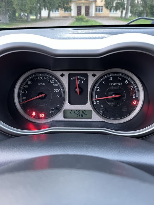 Nissan note 1.6 бензин