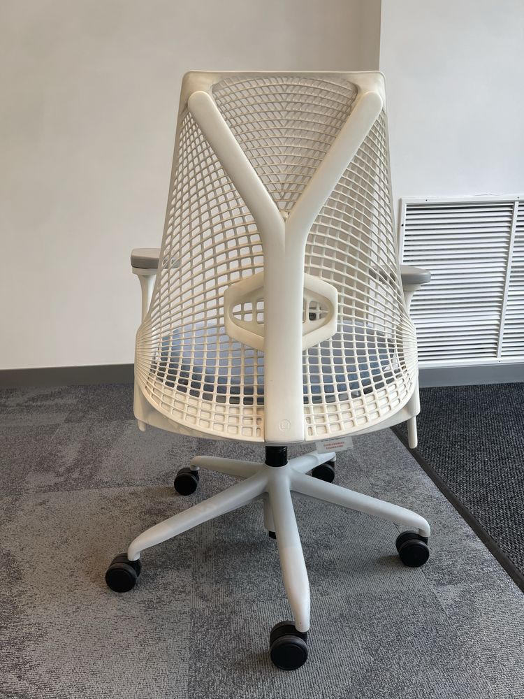 Sayl Herman Miller крісло