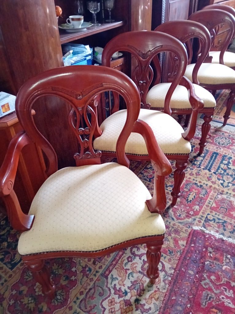 Krzesła stylowe angielskie