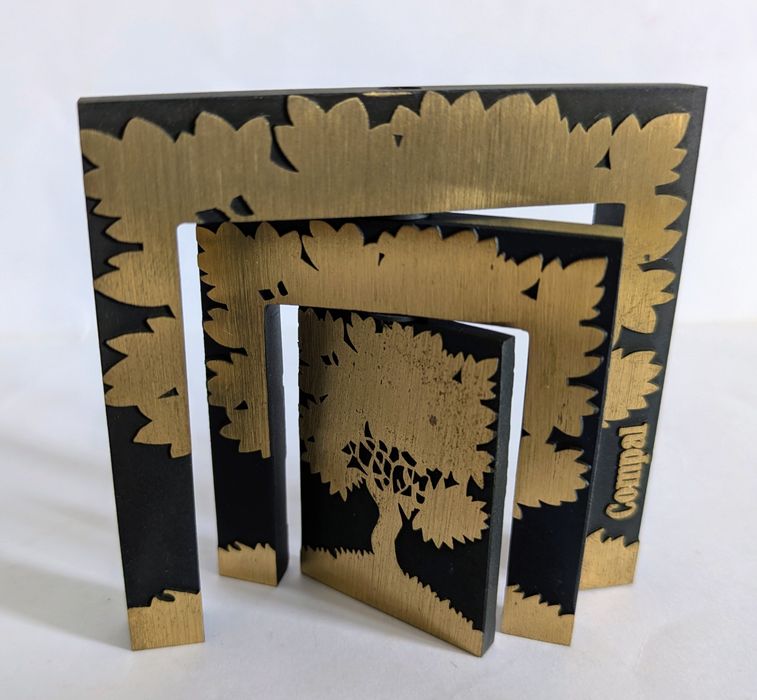 Peça simbólica aniversário dos sumos Compal