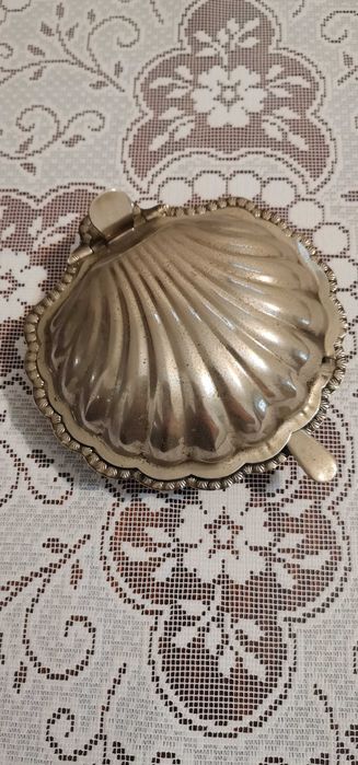 Manteigueiro em cristal com faca