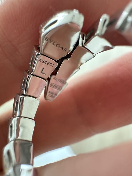 Обручка з білого золота з діамантами bulgari serpenti