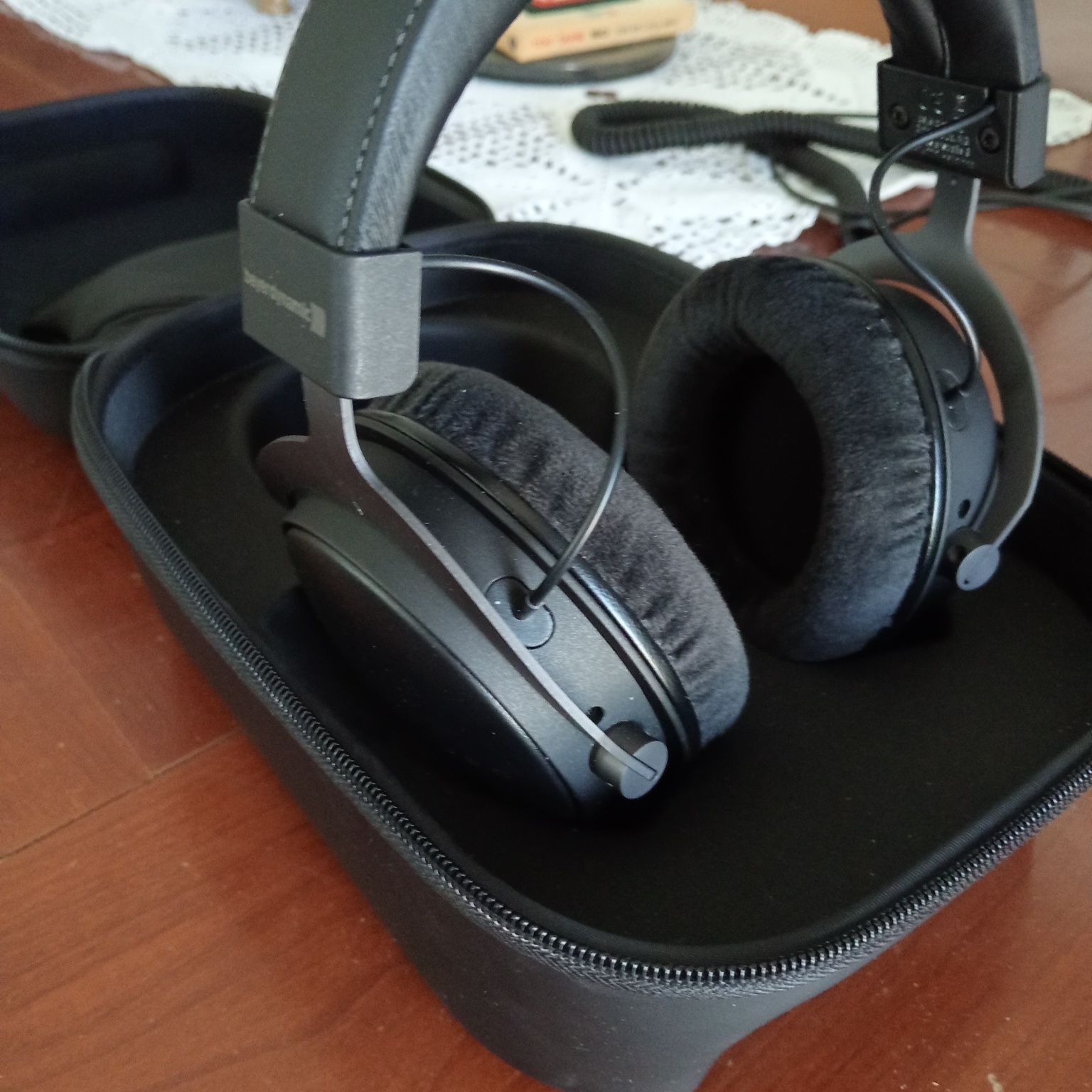 Beyerdynamic DT 1770 Pro (New Gen - Novos!)