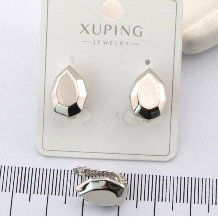 Сережки з медичного золота родій