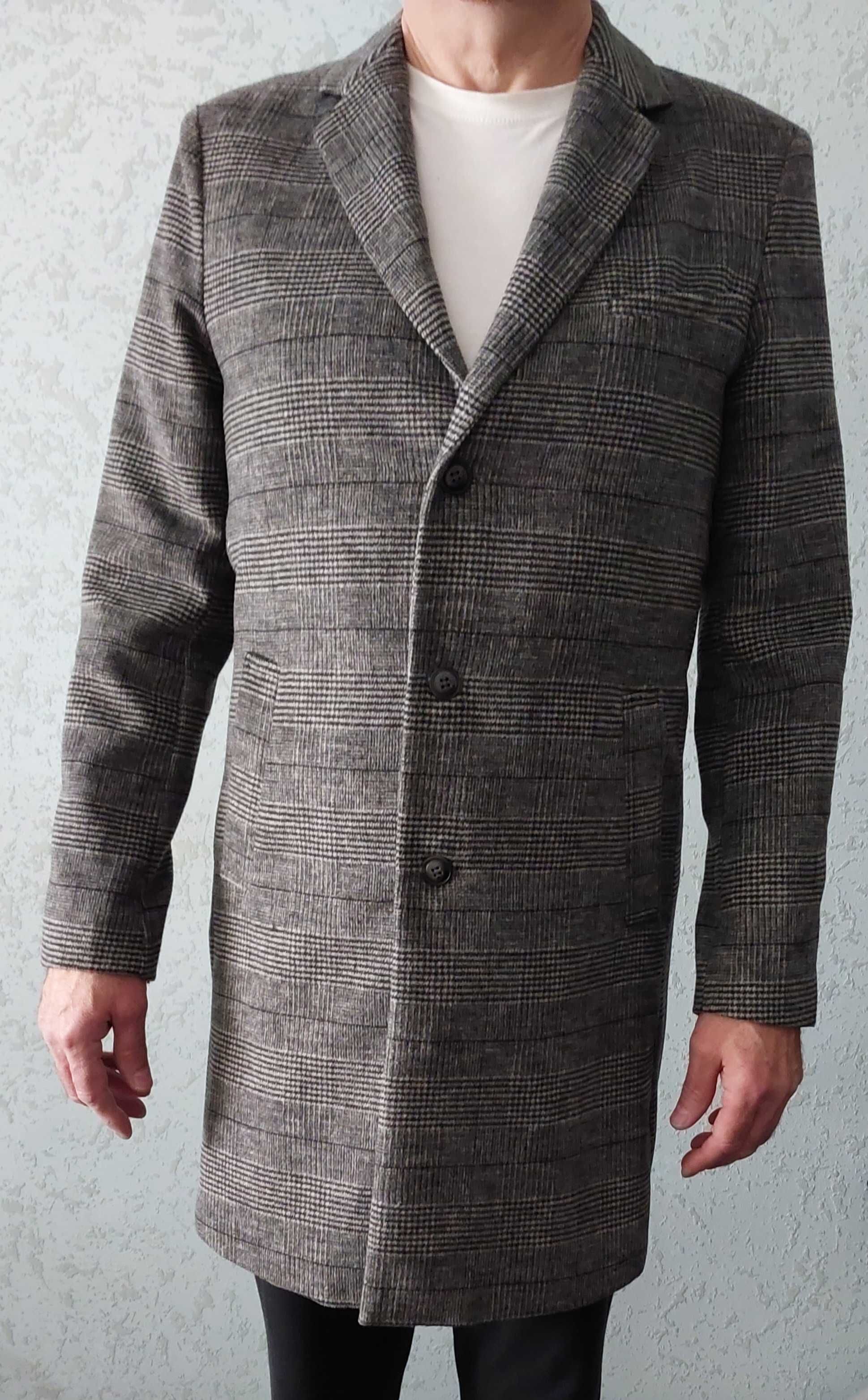 Пальто чоловіче Reserved у гарному стані розмір М