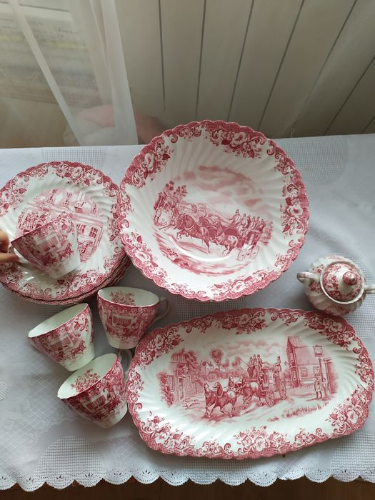 Johnson BROS старовинний англійський сервіз Coaching Scenes 
Візерунок