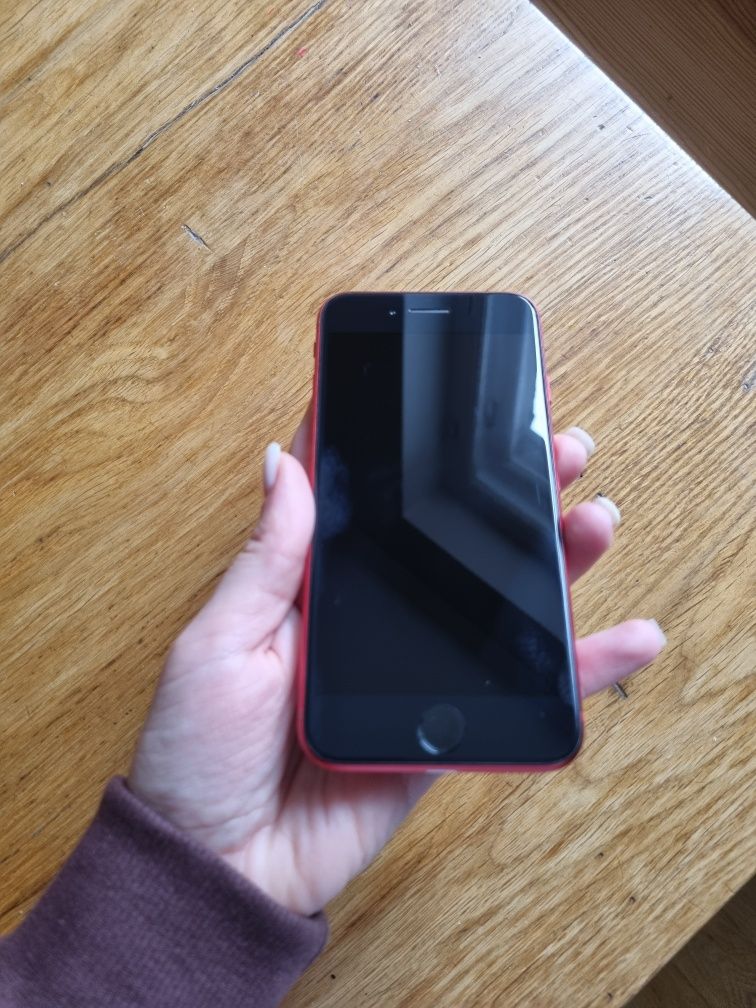 Iphone 8 64 gb red  neverlock