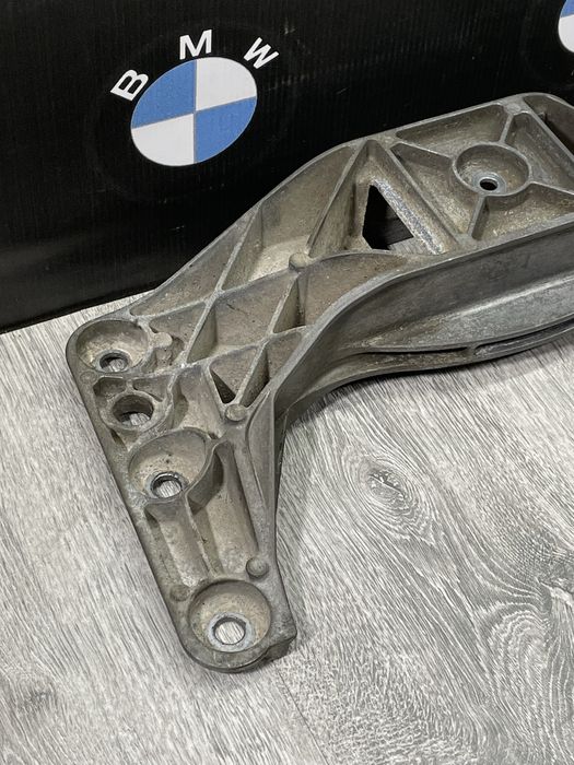 Траверса АКПП BMW E60/Е61 Код:259