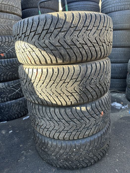 265/50/19 Nokian Hakkapeliitta 8