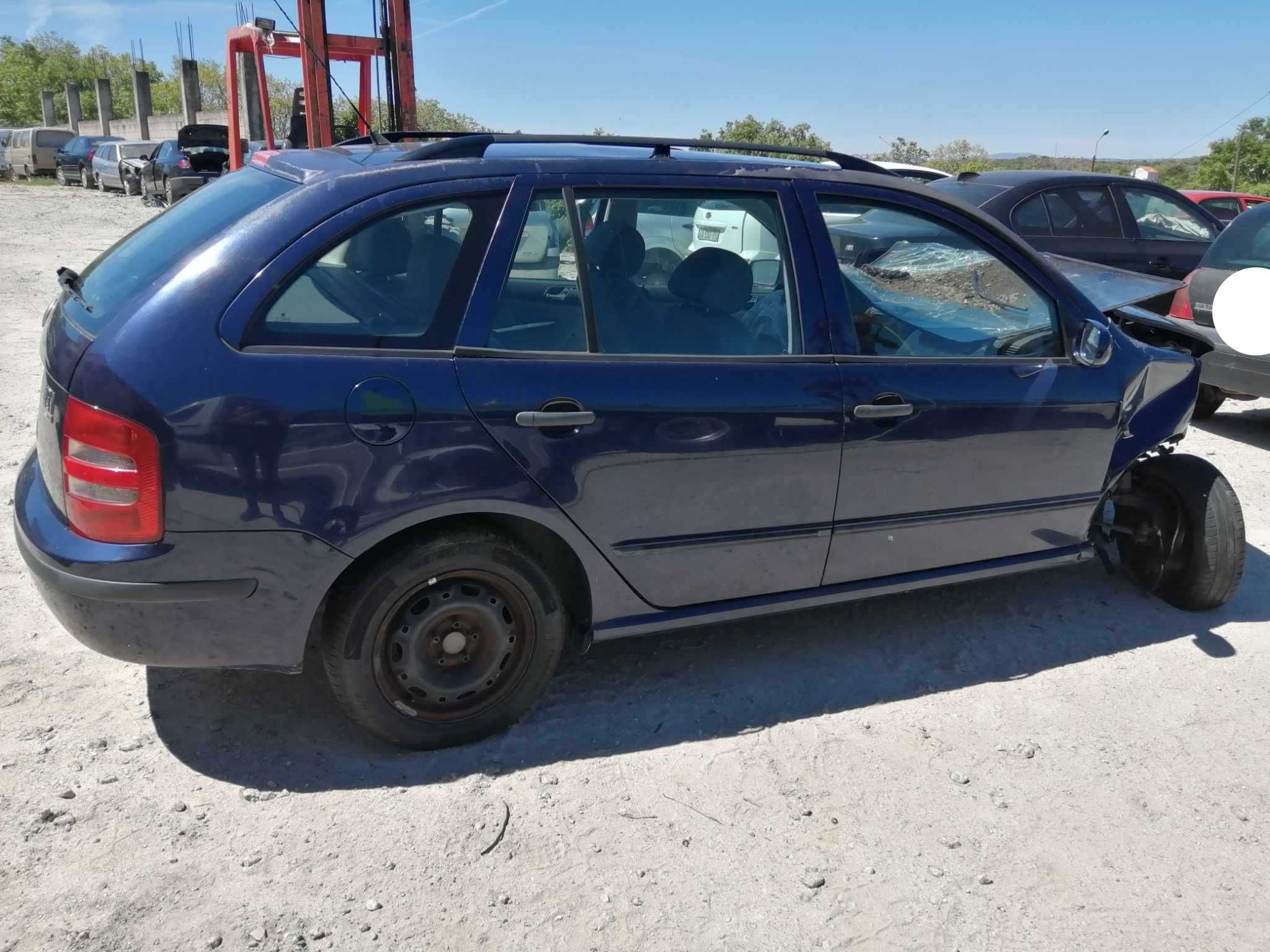 Para peças Skoda Fabia I Combi (6Y5) 1.4I ano 2001