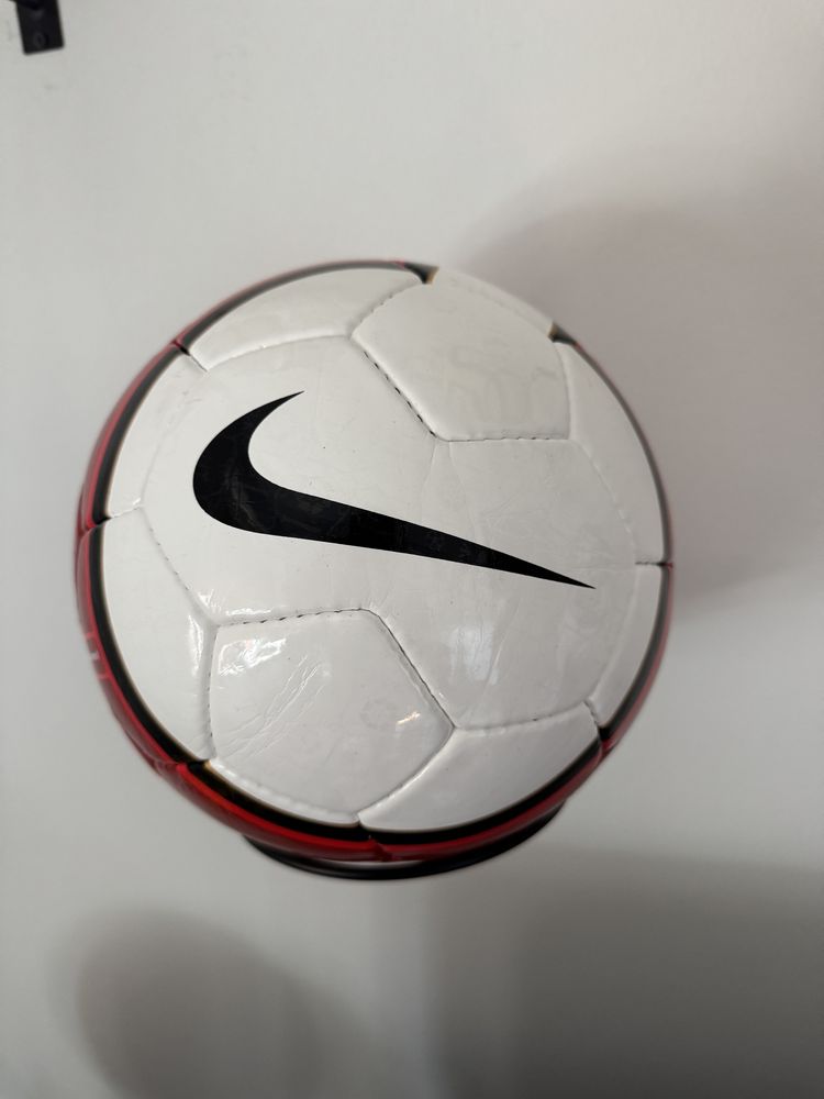 Piłka Nike T90 LFP Temporada