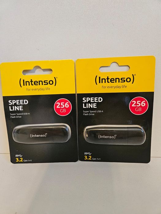Флеш-накопичувач Intenso Speed ​​​​Line USB 3.2 Gen 1x1 256 ГБ, чорний