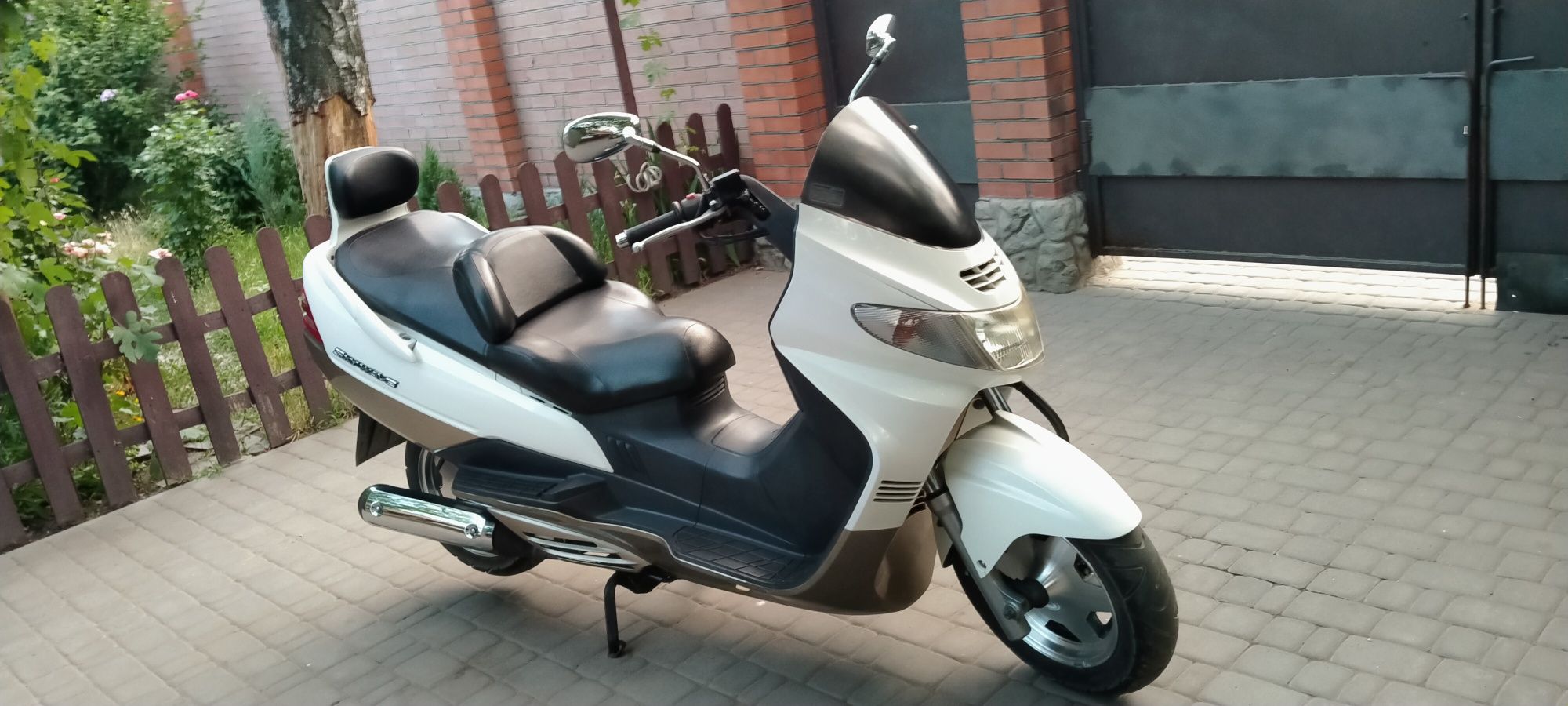 Продам Suzuki Skywave