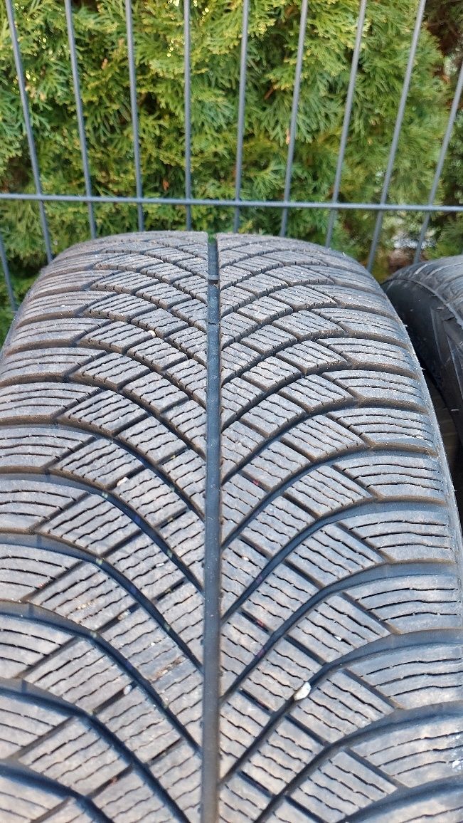Opony zima 225/40 R18   2szt