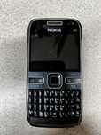 Stary telefon nokia E72 eseries